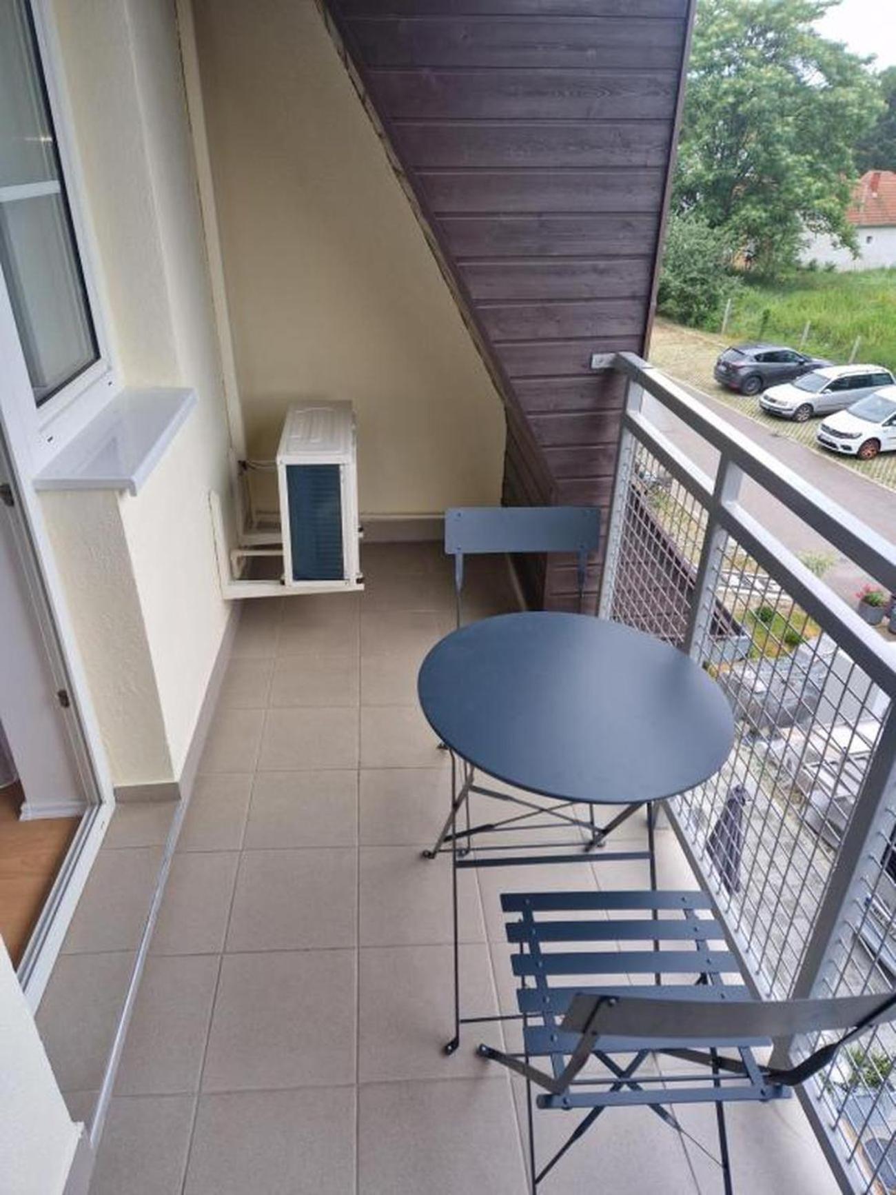 Holdvirag Hotel Sarvar Ngoại thất bức ảnh